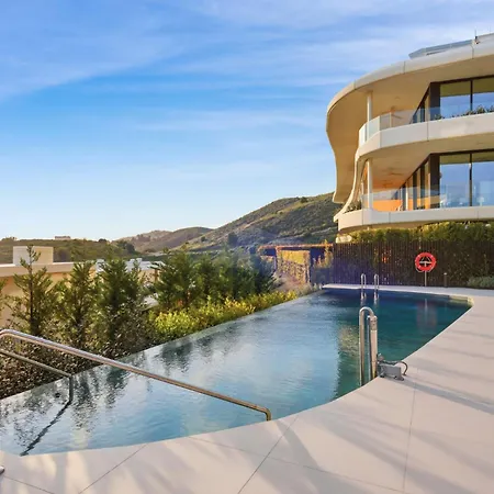 Апартаменты Luxury With Sea Views In Higueron *