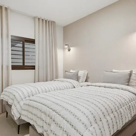 Luxury With Sea Views In Higueron * Фуэнхирола